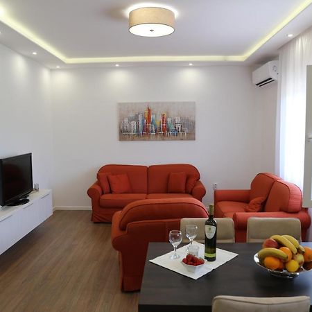 Garden House Apartment Требинье Экстерьер фото